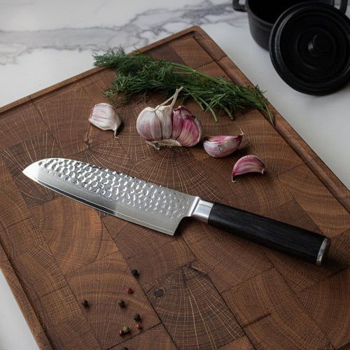 Japanese-Style Hammered Santoku Knife – 7.1 inches (18 cm) Precision Blade